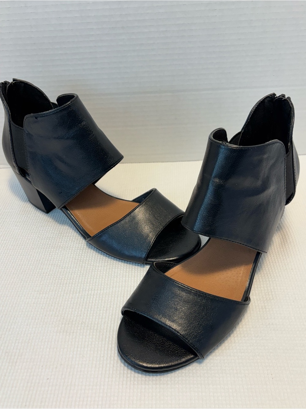 Sonoma Black Open-Toe Block Heel Sandals with Ankle Cuff